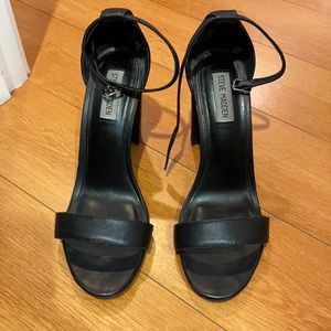Steve Madden black heels